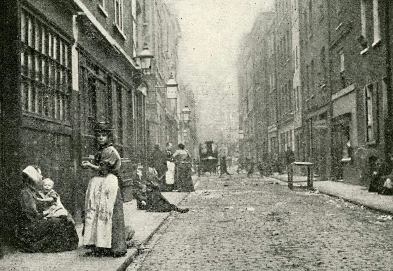 Dorset Street, Spitalfields, photographed in 1902; Mary Jane Kelly was killed in Miller's Court, off this street, in 1888